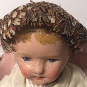 Vintage 50’s hat with feathers.